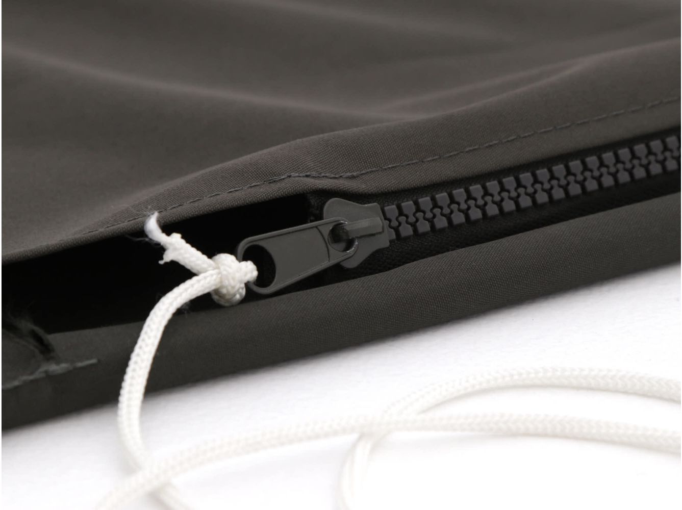 Parasolhoes - Afdekhoes - Weersbestendig - Waterdicht - Tuin - Outdoor - ø 200 tot 320cm - polyester - Met Ritssluiting - Met Bewaartas